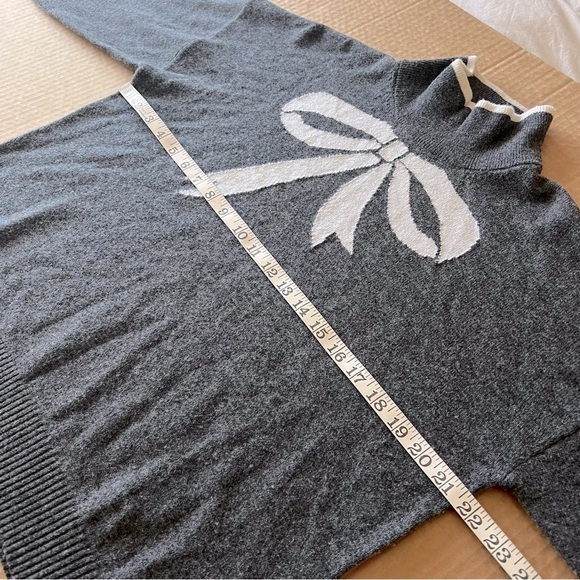 Brodie Cashmere Wool blend Gray Lurex Bow Mock Neck Sweater size M - Picture 7 of 12